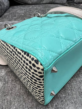 Load image into Gallery viewer, Lady Dior medium 3 colours