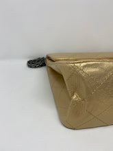 Load image into Gallery viewer, Chanel Reissue 227
