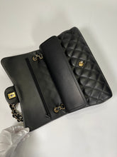 Load image into Gallery viewer, Chanel jumbo flap bag