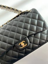 Load image into Gallery viewer, Chanel jumbo flap bag