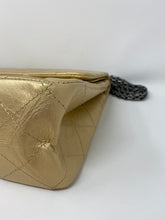 Load image into Gallery viewer, Chanel Reissue 227
