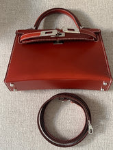 Load image into Gallery viewer, Hermès Mini Kelly
