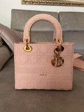 Load image into Gallery viewer, Lady Dior D-lite
