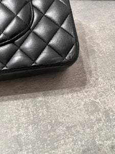 Chanel Classic Flap Medium bag