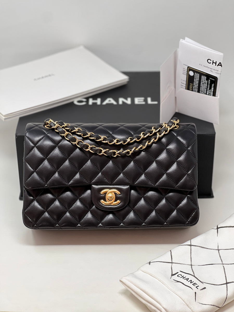 Chanel - Medium Double Flap Bag Lambskin Noir