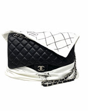 Load image into Gallery viewer, Chanel Maxi Jumbo Flap Bag
