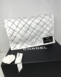 Chanel Classic Maxi Jumbo Flap