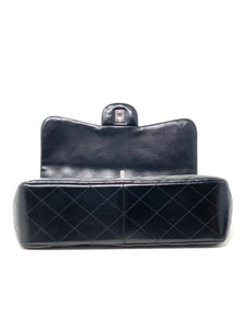 Chanel Classic Flap Bag Jumbo