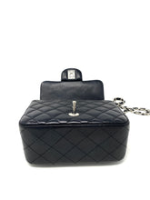 Load image into Gallery viewer, bottom view of prelivd chanel classic flap bag

