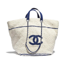 Load image into Gallery viewer, chanel deauvill xl cancas bag front
