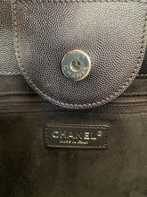 Load image into Gallery viewer, chanel deauville black leather internal view

