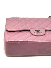 Carica l&#39;immagine nel visualizzatore di Gallery, Chanel Classic Flap Jumbo Bag
