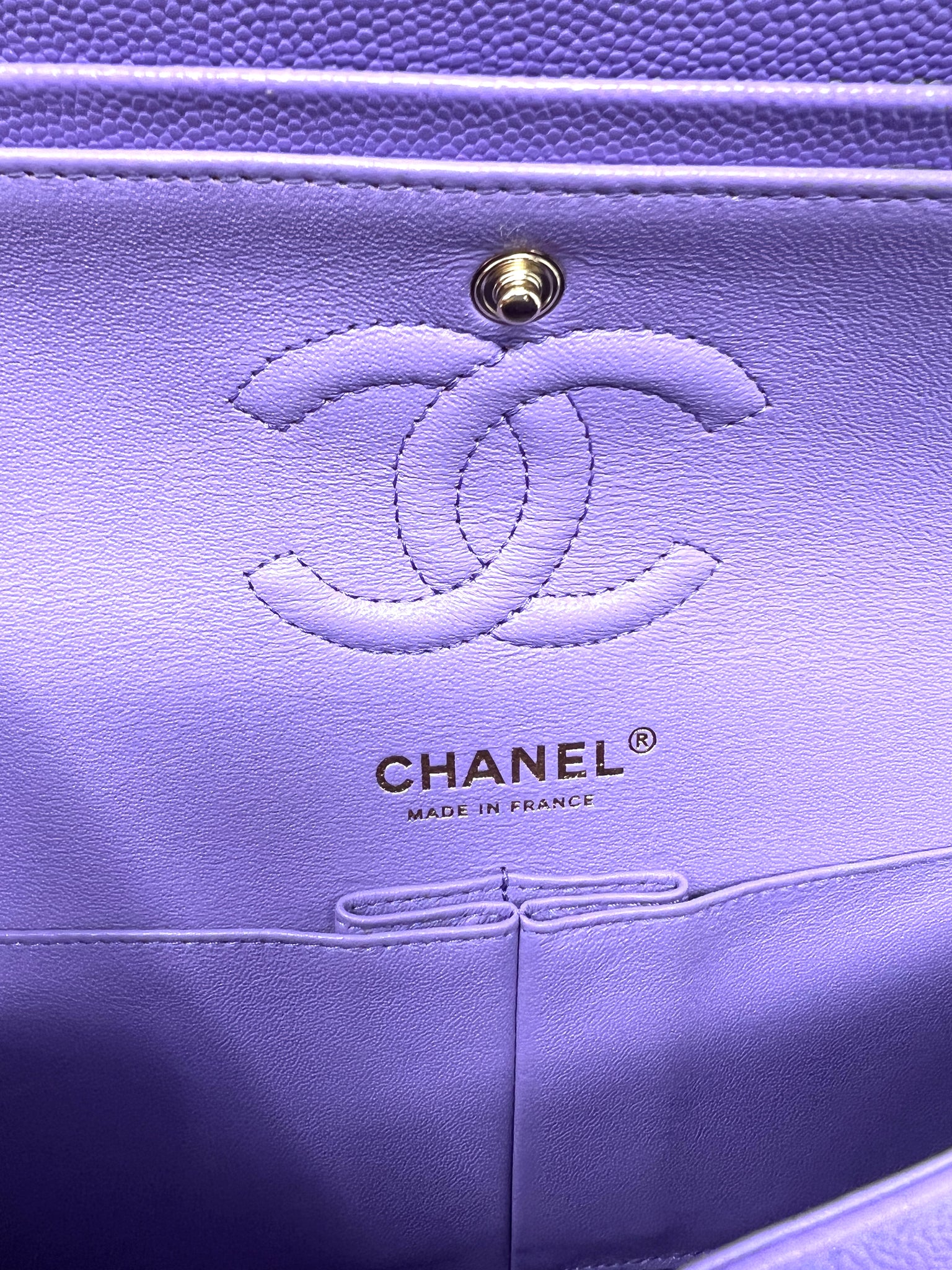 Timeless Chanel Handbags Dark purple Leather ref.551411 - Joli Closet